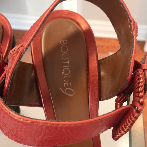 Nine West- boutique 9 platform, woven heel pump. - Picture 3 of 12